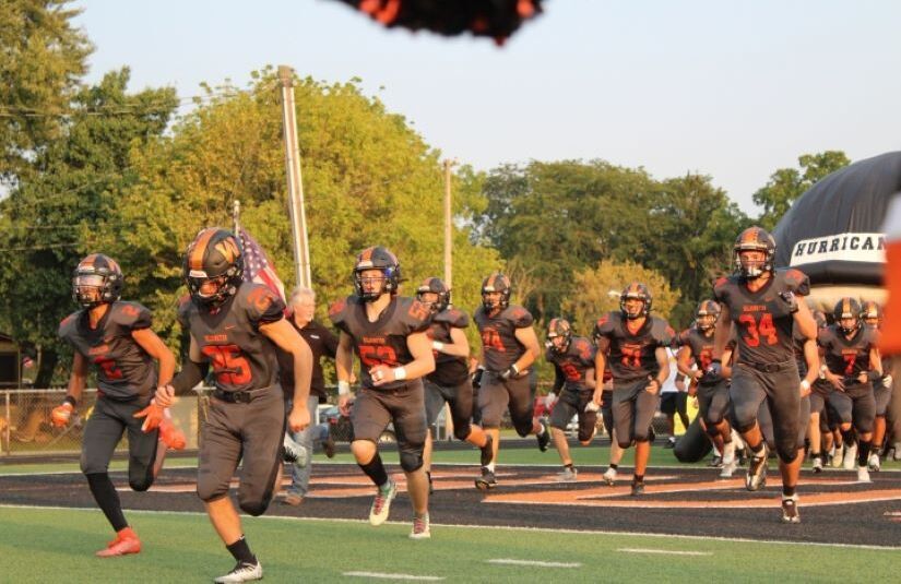 football players running